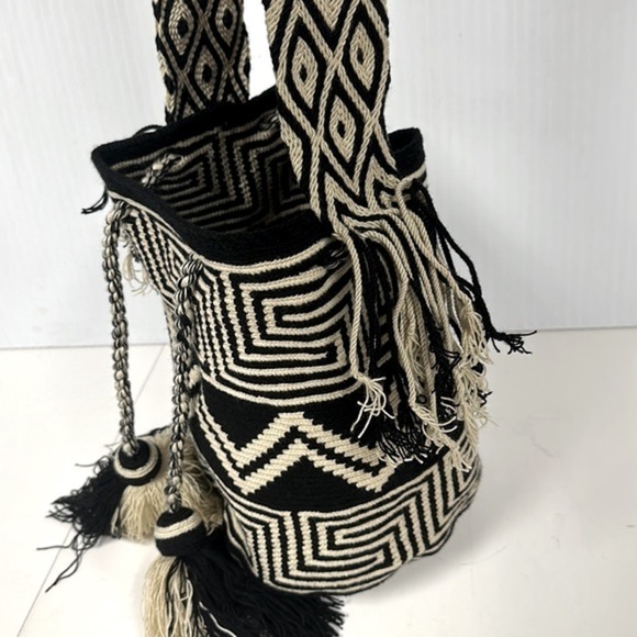THE BIKINI ROOM Black and White Bohemia Bag - Picture 6 of 13